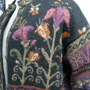 Icelandic Design Cardigan Floral Sweater M